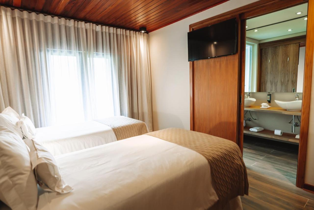 Hotel Boutique QUEBRA-NOZ Campos do Jordão Extérieur photo